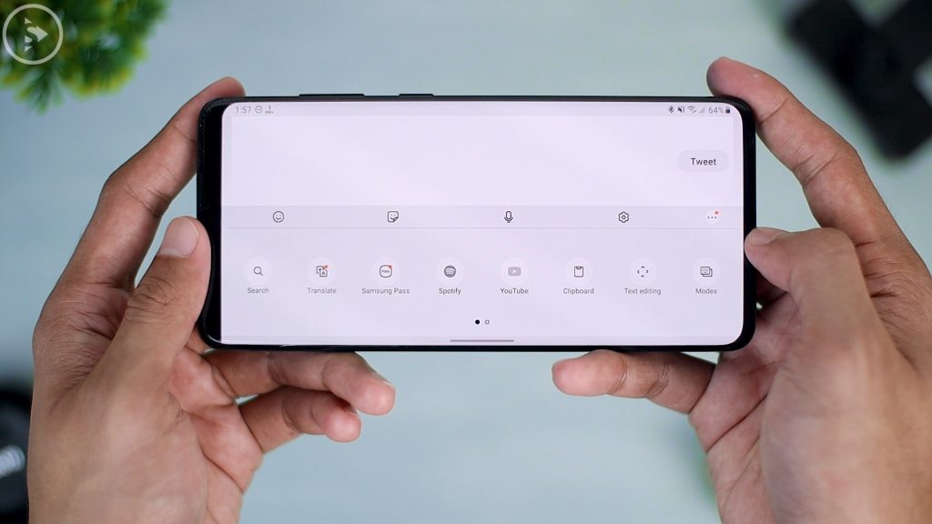 25 Fitur Terbaru di Update One UI 2.5 - setting modes split keyboard
