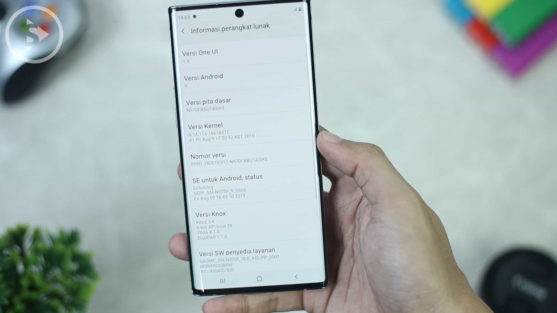 About Phone OneUI 1.5 Android 9.0 Samsung Galaxy Note10 Aura Glow - Unboxing HP Samsung Warna Indah di Tahun 2020 - Samsung Galaxy Note10 Warna Aura Glow