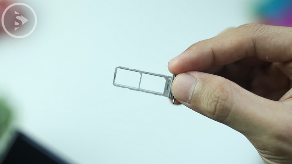 SIM Card Tray - Unboxing Samsung Galaxy Note10 Warna Aura Black Indonesia di Tahun 2020 - Harga Barunya Sudah Turun