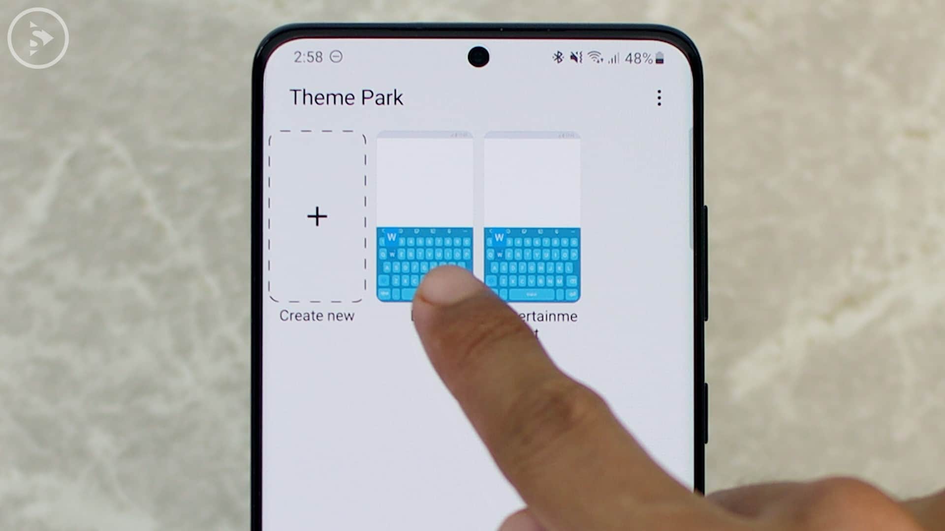 Cara Ganti Warna Keyboard di HP Samsung - Fitur Baru Good Lock - Tap di bagian tema yang sudah dibuat