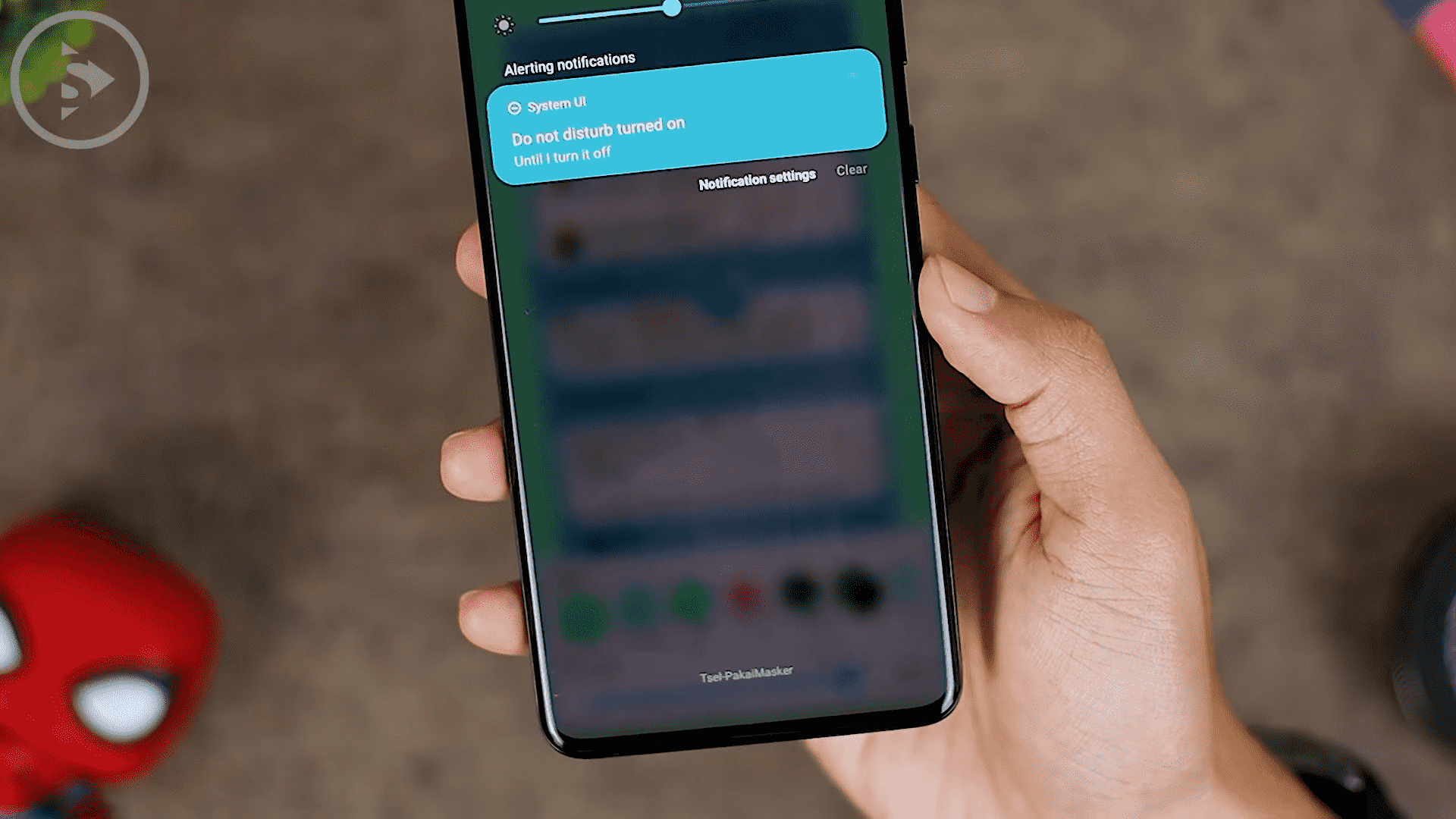 Cara Ubah Tampilan dan Warna Panel Notifikasi HP Samsung Di Theme Park